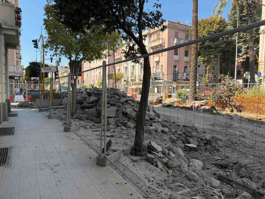 lavori viale isola settembre 8