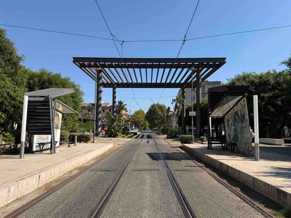piazza cairoli lavori 7
