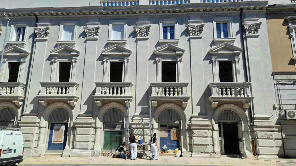 restauro ex banca di roma 11